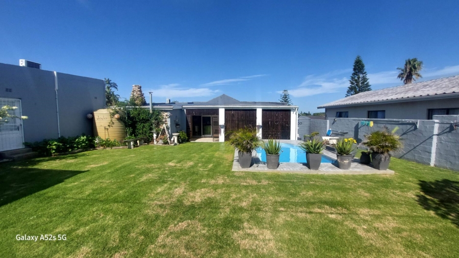 3 Bedroom Property for Sale in West Bank Eastern Cape